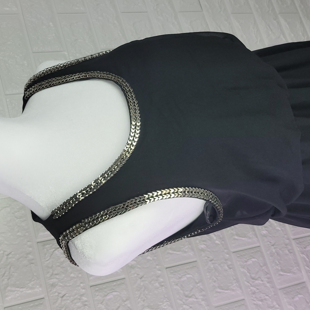 Papaya little black dress size Medium